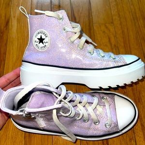 Girls size 3 converse